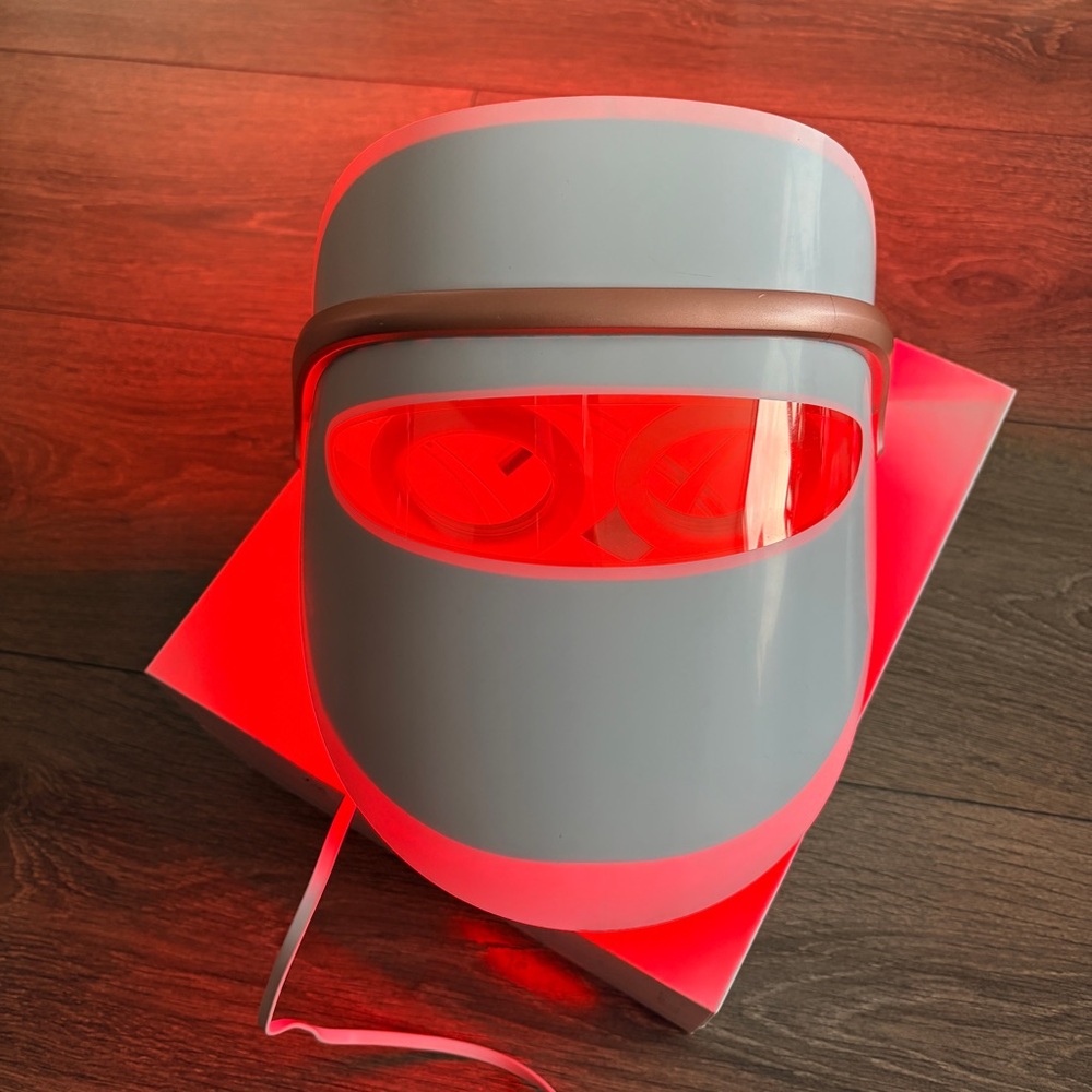 Auria LED Light Mask V1 - Picture 10 of 12